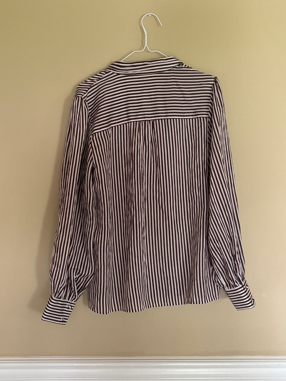 Women's Anthropologie Maeve Tie Neck Long Sleeve Blouse Stripe Brown White Large - Picture 3 of 5